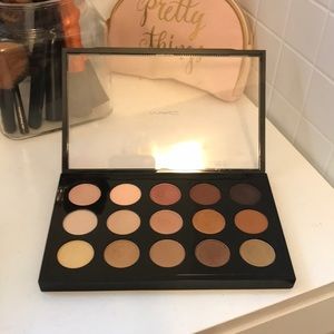 Mac warm neutral palette